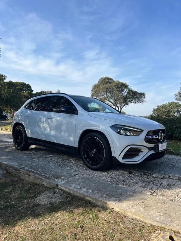 Usata Mercedes GLA200 Premium 150 CV (110 kW) 2024 Bianco SUV