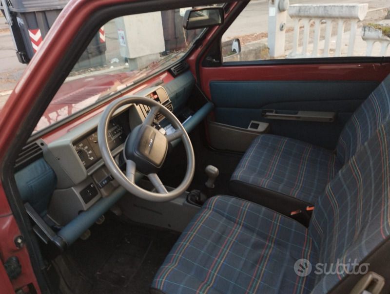 Usata Fiat Panda Young 39 CV (28 kW) 2000 Rosso Utilitaria