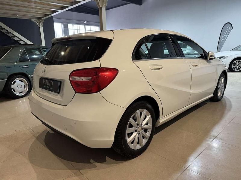 Usata Mercedes A160 Executive 90 CV (66 kW) 2015 Bianco Berlina