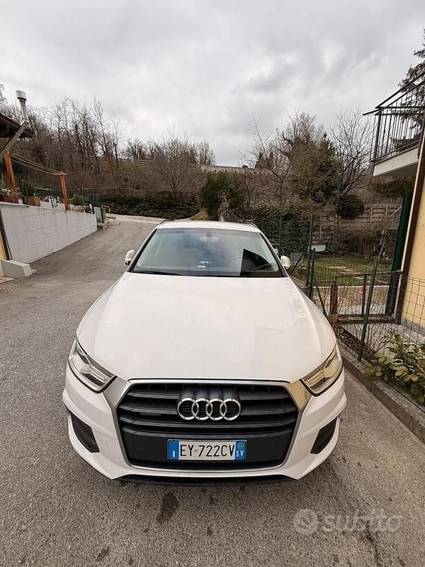 Usata Audi Q3 Comfort 150 CV (110 kW) 2015 Bianco SUV