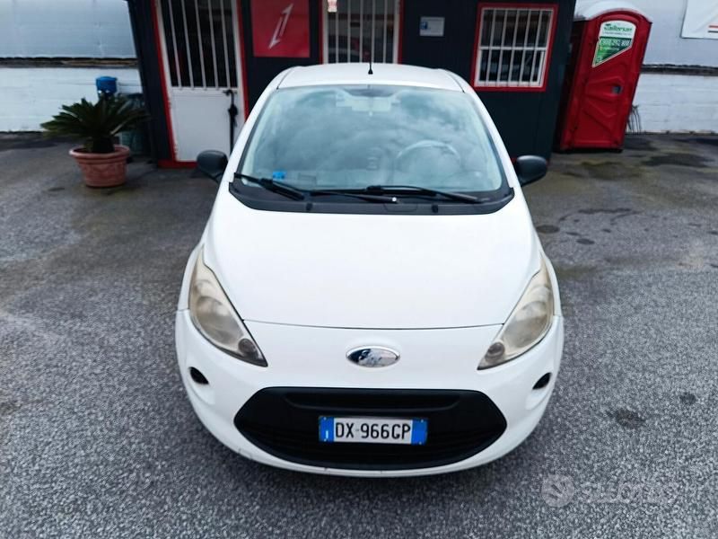 Usata Ford Ka Titanium 69 CV (50 kW) 2009 Bianco Utilitaria