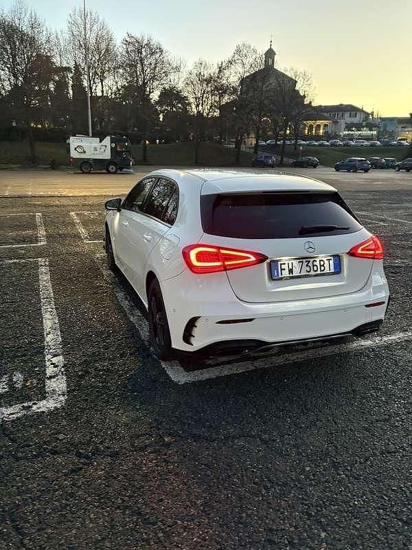 Usata Mercedes A180 Business 116 CV (85 kW) 2019 Berlina
