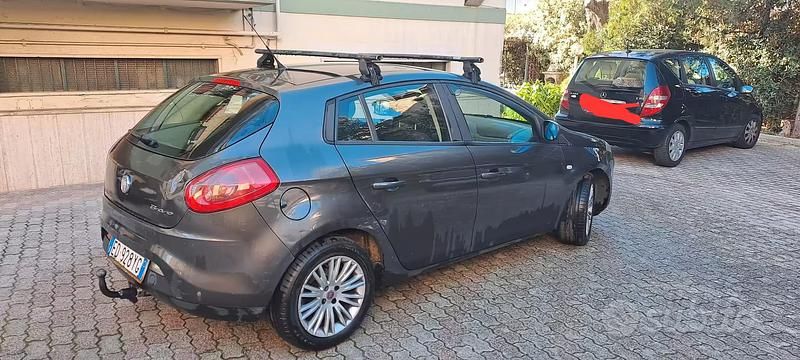 Usata Fiat Bravo Dynamic 105 CV (77 kW) 2010 Grigio Utilitaria