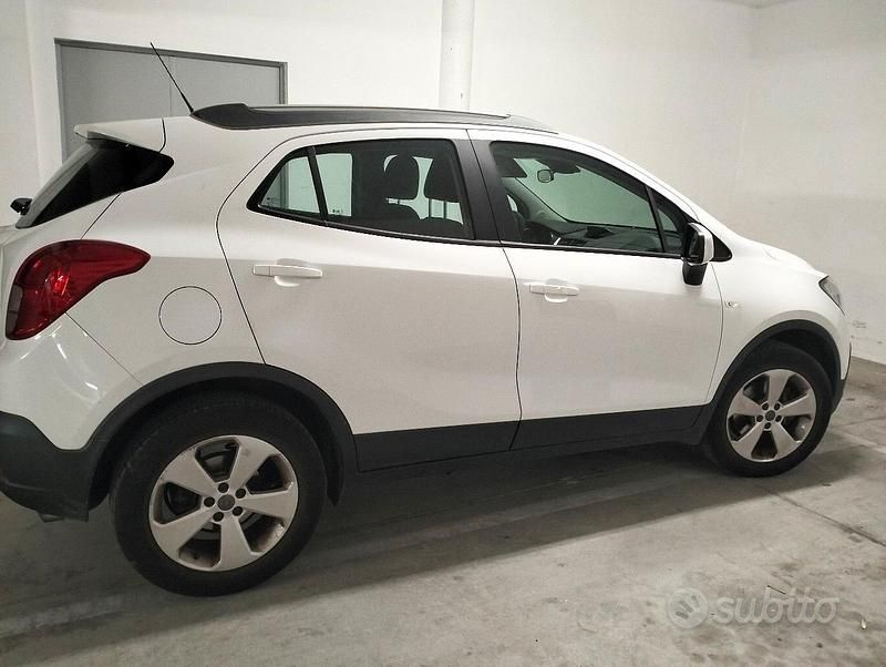 Bianco Usata 2015 Opel Mokka S SUV | 10.500 € (Buon prezzo) - Immagine 1/4