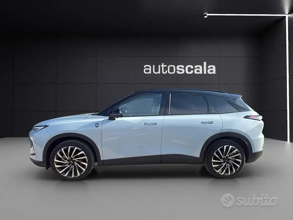 Usata Tiger Six 177 CV (130 kW) 2025 Bluazzurro SUV