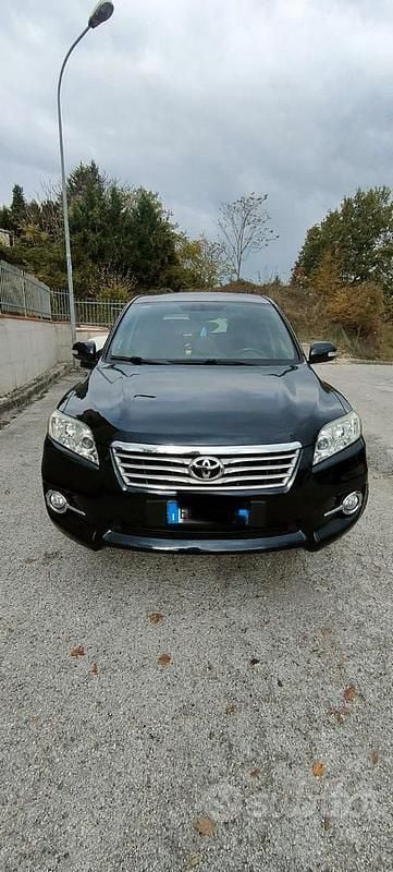 Usata Toyota RAV4 150 CV (110 kW) 2011 Blu SUV