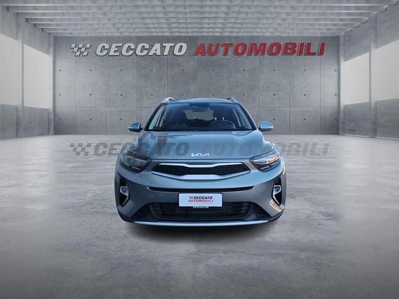 Second-hand Kia Stonic Style 79 CP (58 kW) 2025 Gri SUV