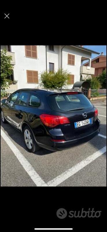 Usato 2011 Opel Astra 1.4 Benzin (7.500 €)