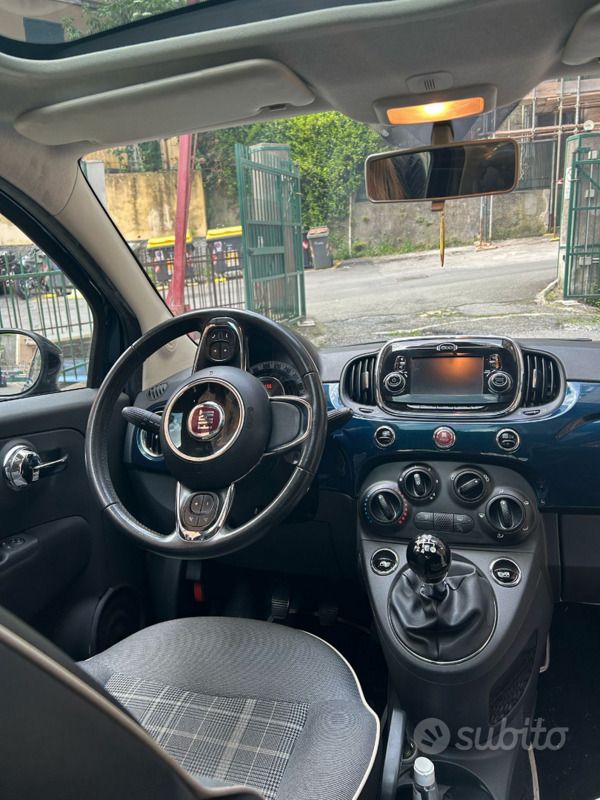 Usata Fiat 500 Lounge 70 CV (51 kW) 2016 Blu Utilitaria