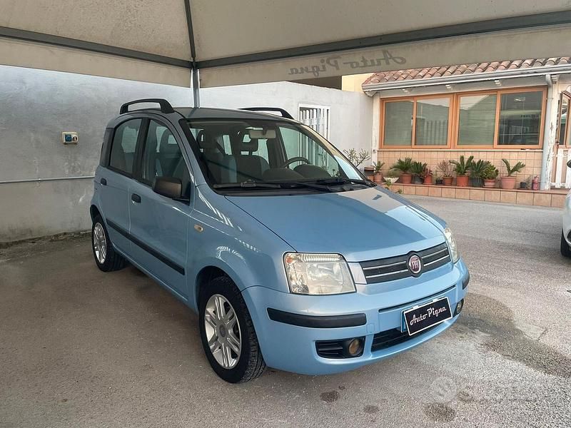 Usata Fiat Panda Emotion 60 CV (44 kW) 2007 Blu Berlina