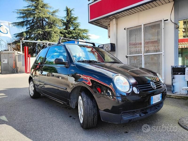 Usata VW Lupo Trendline 60 CV (44 kW) 2001 Nero Utilitaria