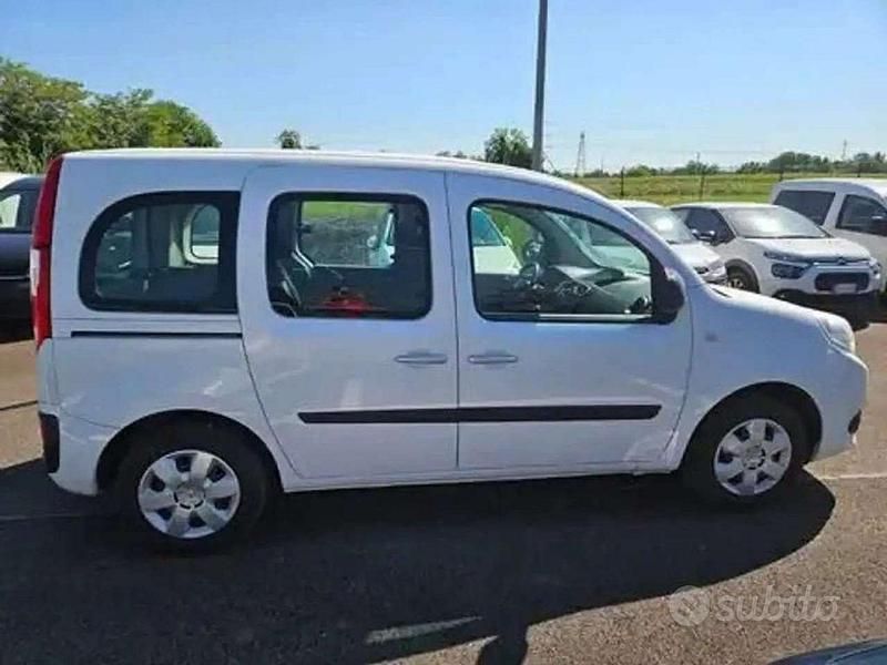 Usata Renault Kangoo Life 116 CV (85 kW) 2020 Bianco Monovolume