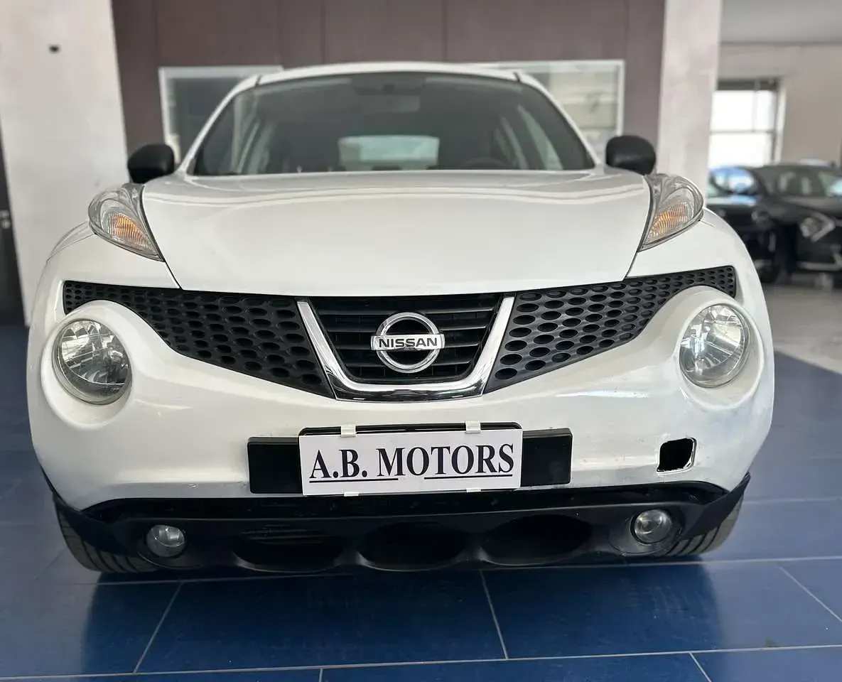 Usata Nissan Juke Acenta 110 CV (80 kW) 2013 Bianco SUV
