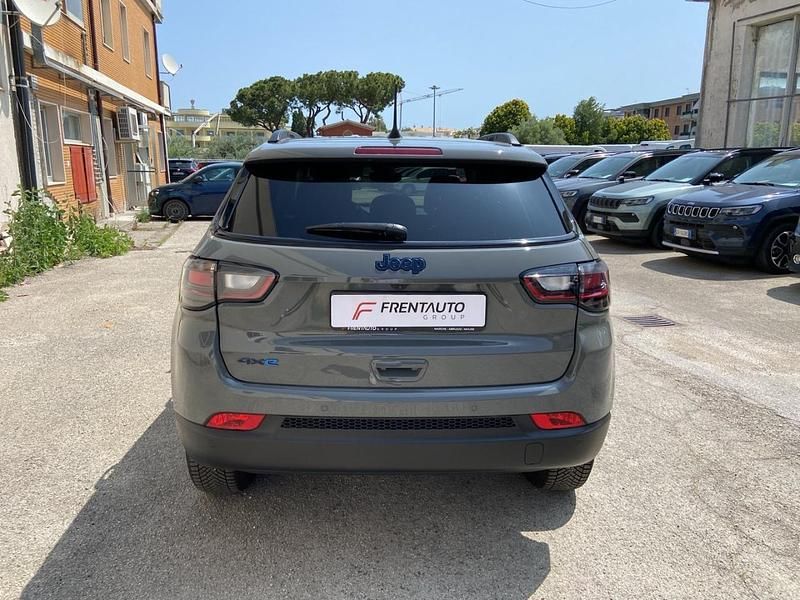 Usata Jeep Compass 240 CV (176 kW) 2024 Grigio SUV