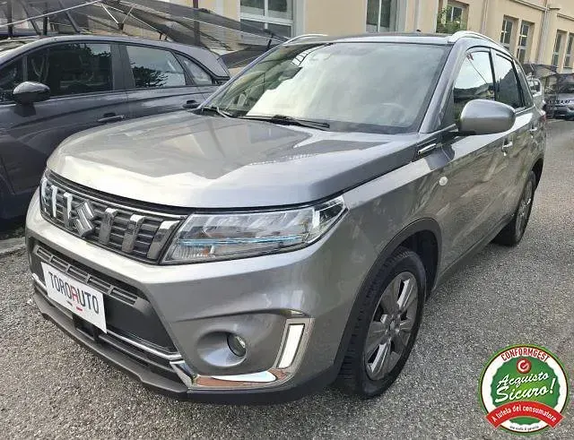 Usata Suzuki Vitara Cool 129 CV (94 kW) 2023 Grigio SUV