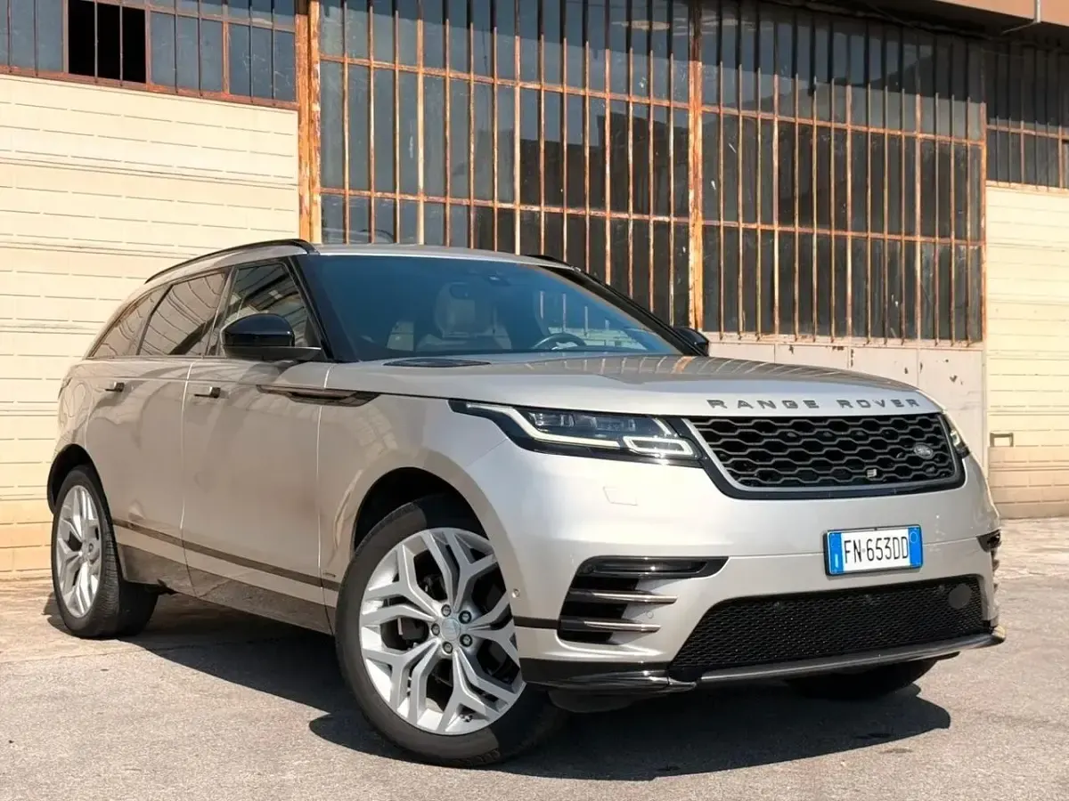 Usata Land Rover Range Rover Velar HSE Dynamic 179 CV (131 kW) 2018 Argento SUV