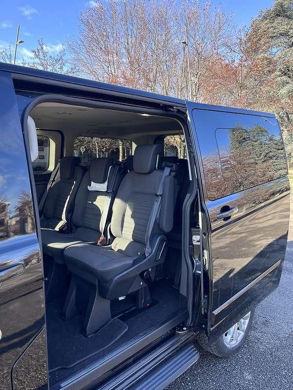 Usata Ford Tourneo Custom 150 CV (110 kW) 2020 Nero Furgone