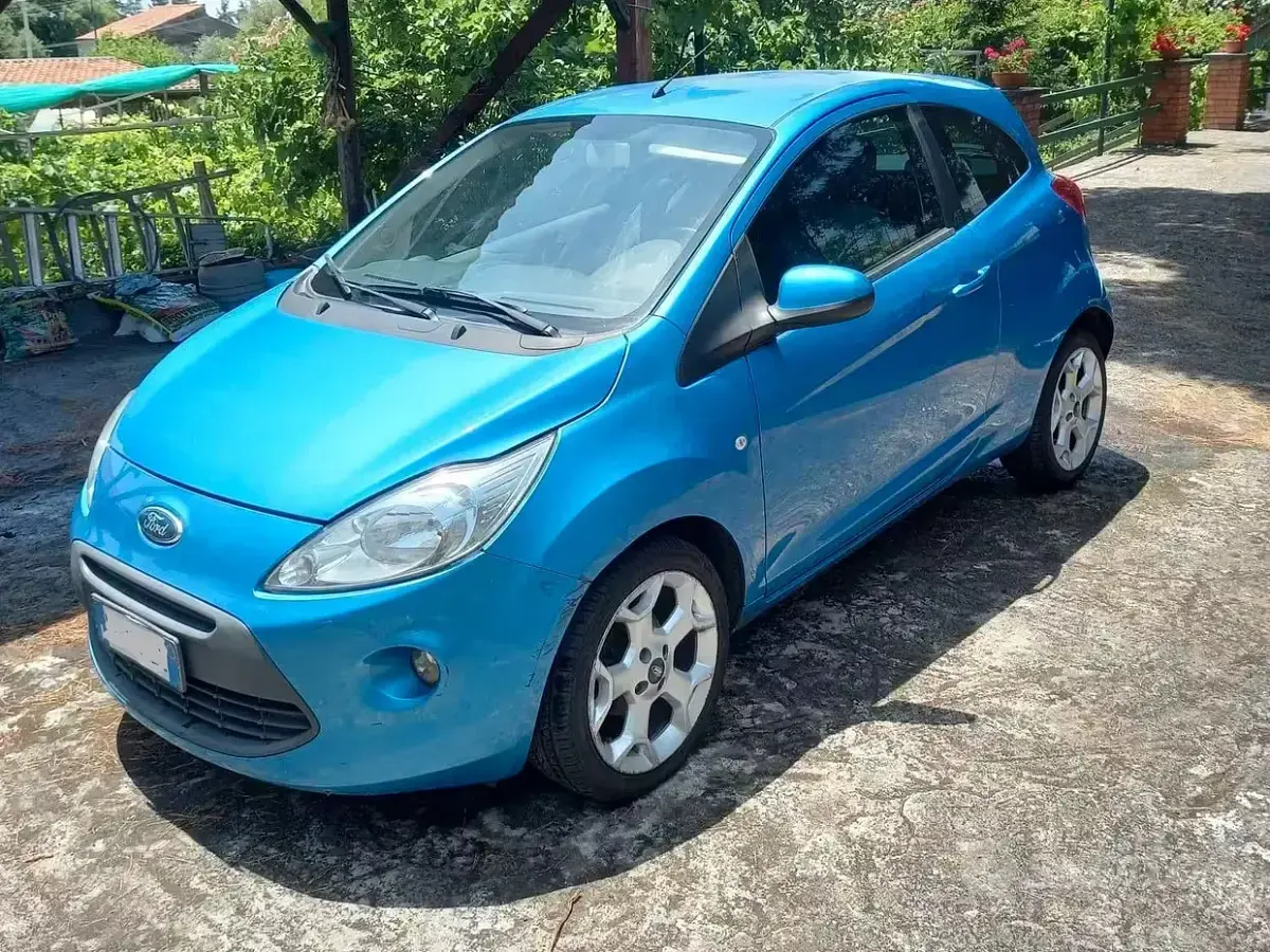 Usata Ford Ka 69 CV (50 kW) 2010 Bluazzurro Utilitaria