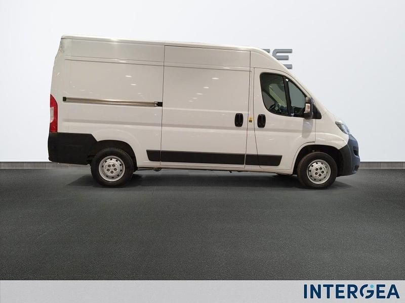 Usata Peugeot Boxer S 140 CV (102 kW) 2022 Bianco Furgone