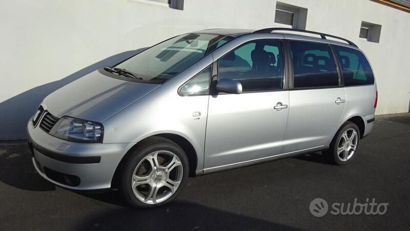 Grigio Usata 2001 Seat Alhambra Monovolume | 4800 € - Immagine 1/3