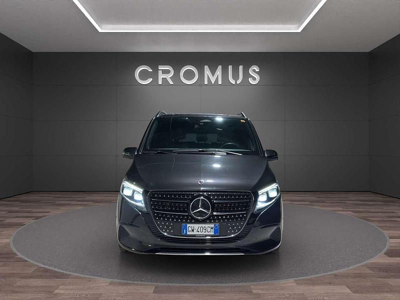 Usata Mercedes V300 Exclusive 237 CV (174 kW) 2024 Other Monovolume