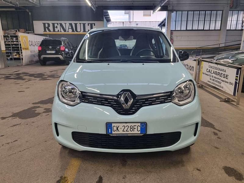 Usata Renault Twingo Techno 30 kW (42 CV) 2022 Blue shopping Utilitaria