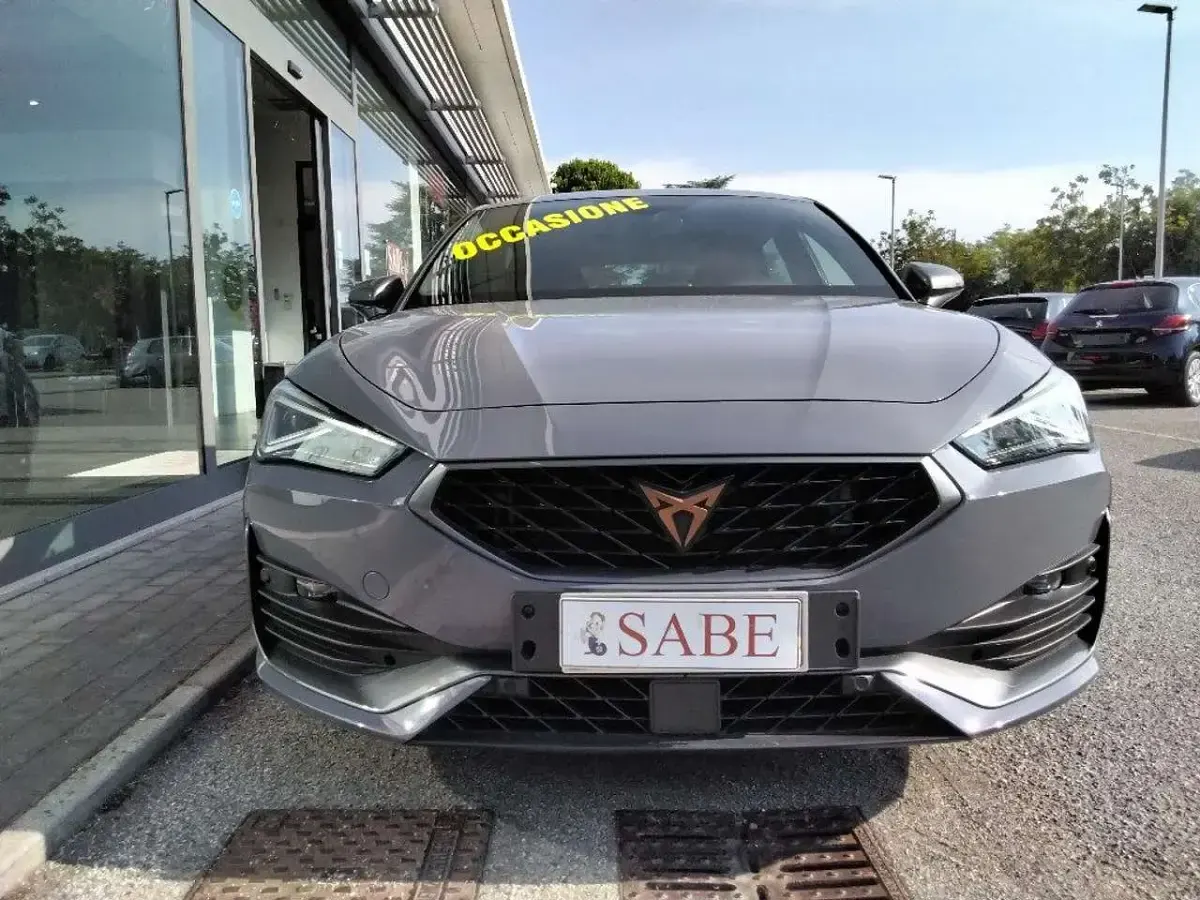 Usata Cupra Leon 150 CV (110 kW) 2023 Grigio Berlina