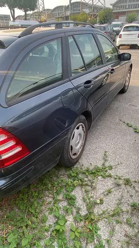Usata Mercedes C220 Avantgarde 143 CV (105 kW) 2002 Station wagon