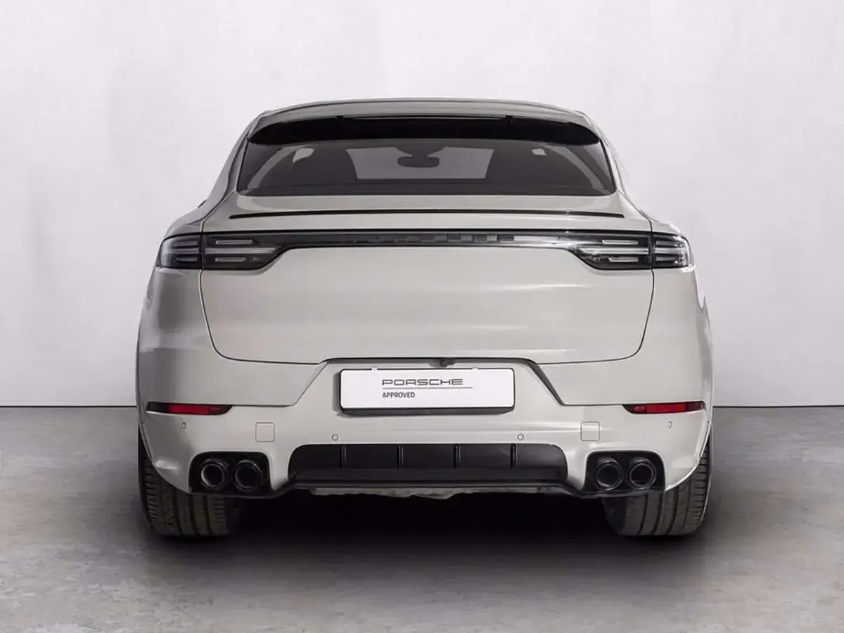 Usata Porsche Cayenne 462 CV (339 kW) 2022 Gesso SUV