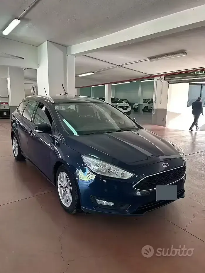 Usata Ford Focus 120 CV (88 kW) 2018 Blu Station wagon