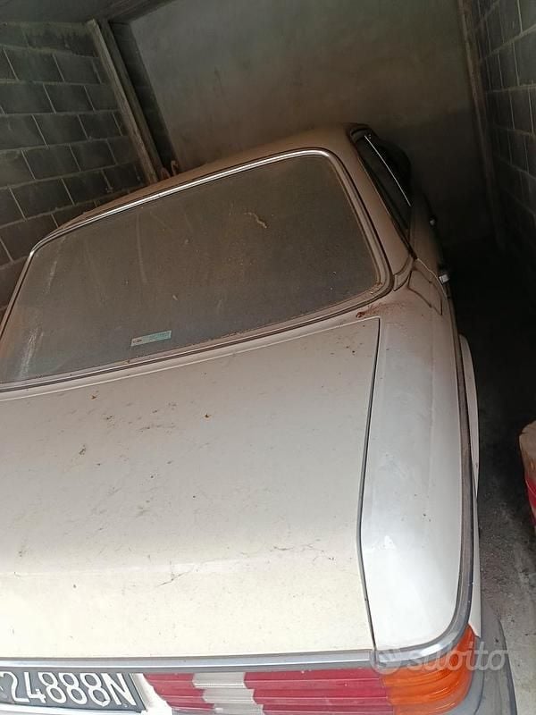 Usata Mercedes 240 1981 Bianco Berlina
