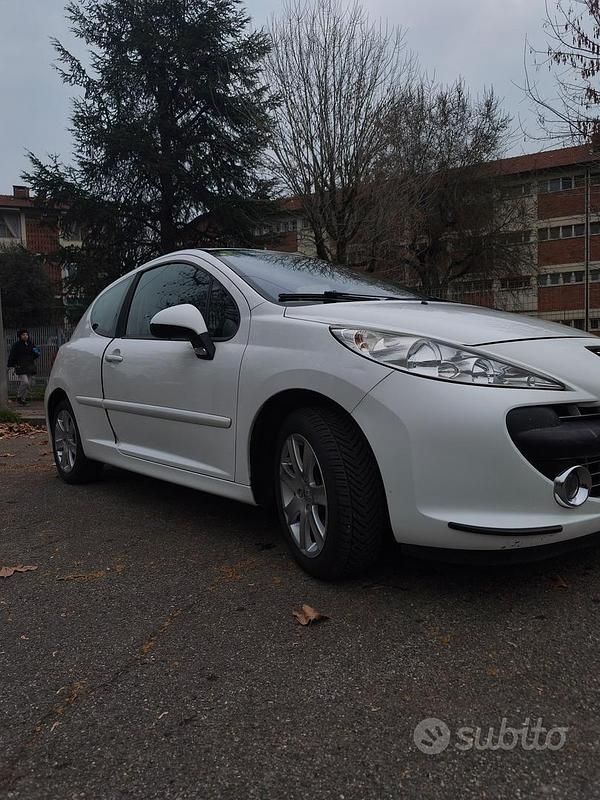 Usata Peugeot 207 120 CV (88 kW) 2008 Bianco Berlina