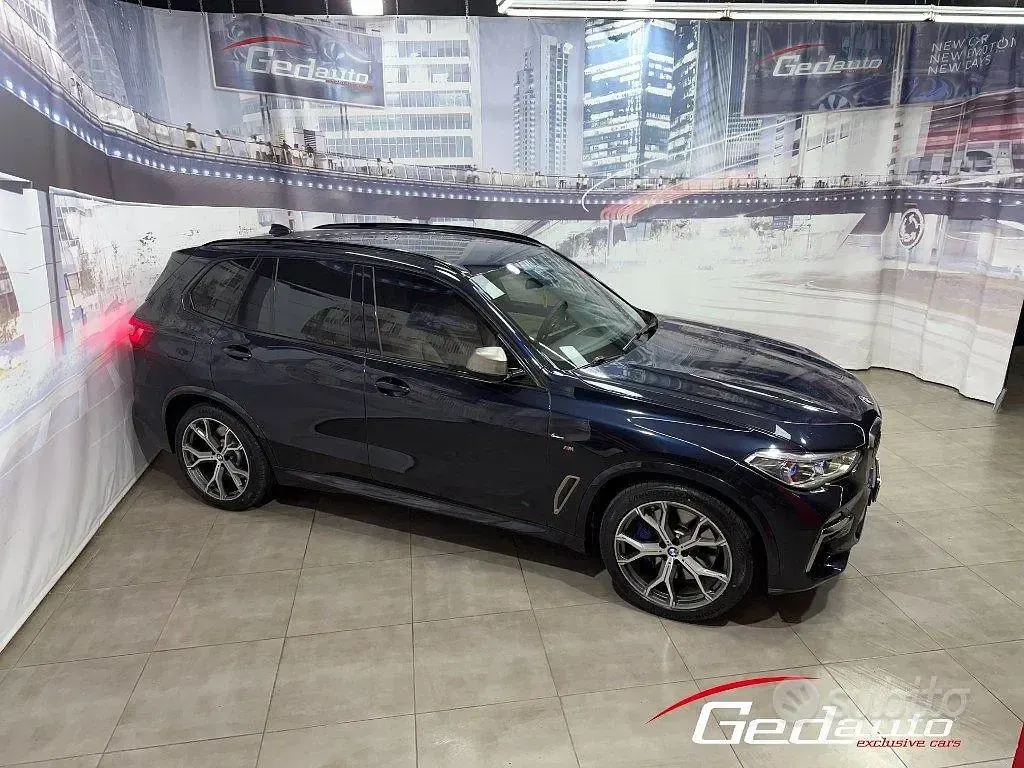 Usata BMW X5 M50 Efficient Dynamics 400 CV (294 kW) 2019 Blu SUV