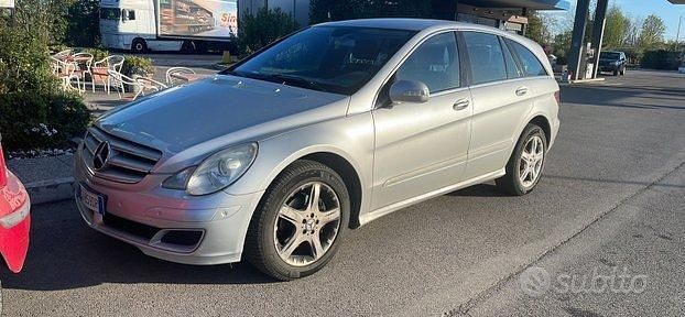 Usata Mercedes R320 164 CV (120 kW) 2007 Grigio Monovolume