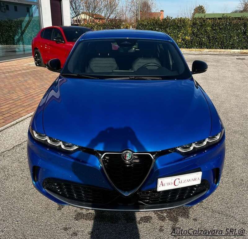 Usata Alfa Romeo Tonale Ti 160 CV (117 kW) 2023 Blu misano SUV
