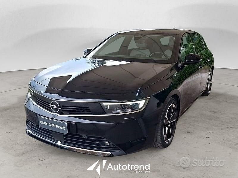 Nero Usata 2022 Opel Astra Elegance Tre volumi | 20.200 € (Ottimo prezzo) - Immagine 1/4