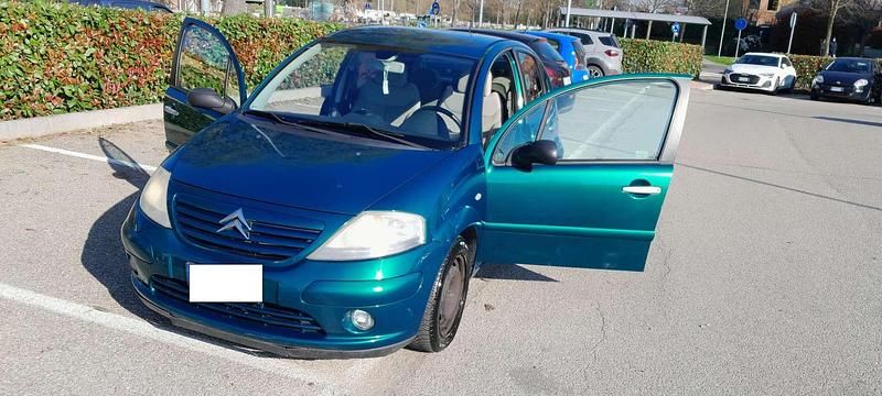 Usata Citroën C3 Elegance 68 CV (50 kW) 2004 Verde Berlina