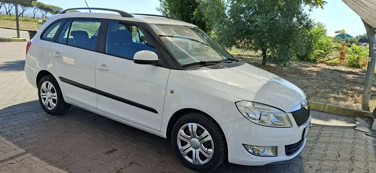Usata Skoda Fabia Ambition 86 CV (63 kW) 2010 Bianco Station wagon