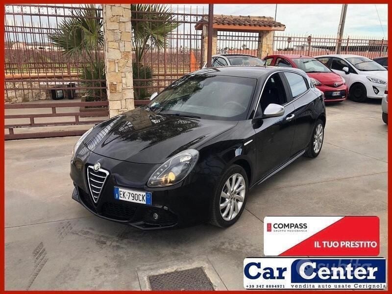Nero Usata 2011 Alfa Romeo Giulietta Distinctive Due volumi | 3890 € (Buon prezzo) - Immagine 1/2