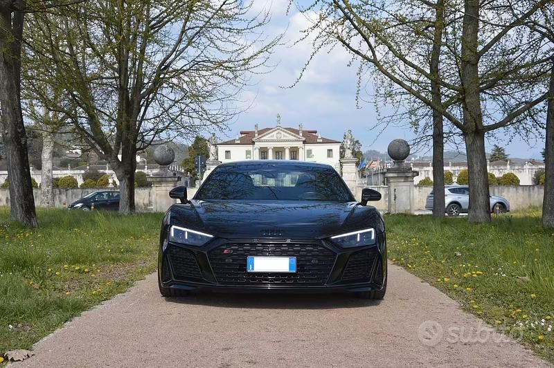 Usata Audi R8 Coupé Ambiente 540 CV (397 kW) 2019 Nero Coupé