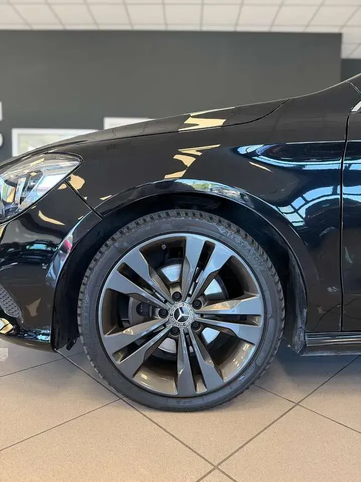Usata Mercedes CLA180 Premium 109 CV (80 kW) 2018 Nero Berlina