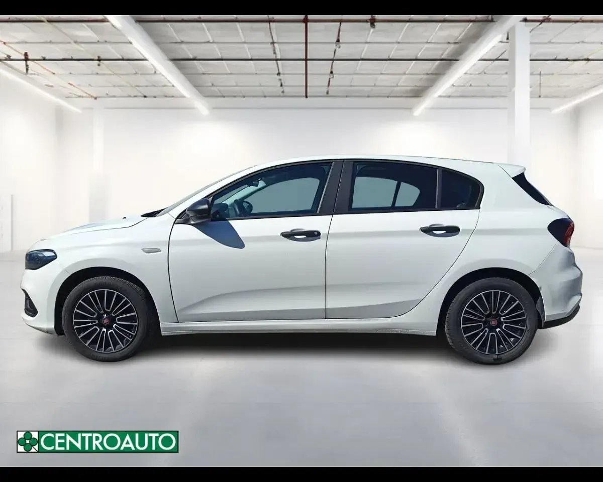 Usata Fiat Tipo S 131 CV (96 kW) 2022 Bianco pastello Berlina