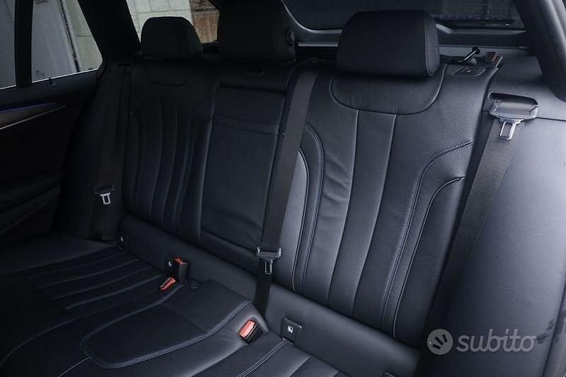 Usata BMW 530 M Sport 249 CV (183 kW) 2018 Blu scuro Station wagon