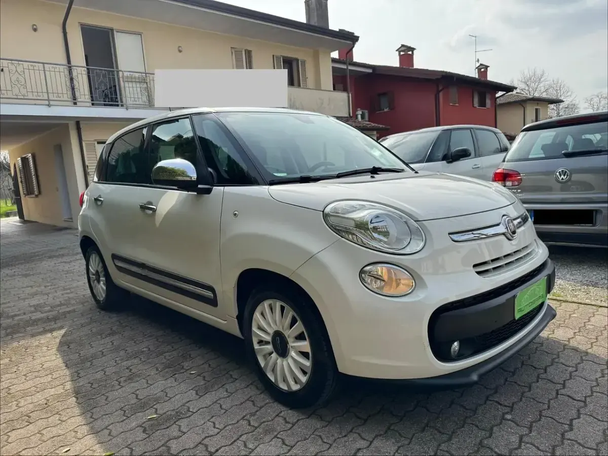 Usata Fiat 500L Business 95 CV (69 kW) 2017 Bianco Monovolume