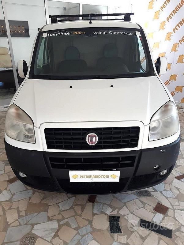 Usata Fiat Doblò S 103 CV (75 kW) 2010 Bianco Monovolume