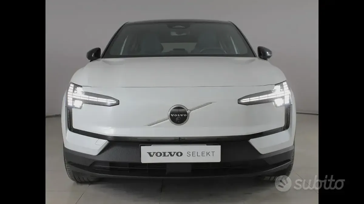 Usata Volvo EX30 Ultra 200 kW (272 CV) 2023 Bianco SUV