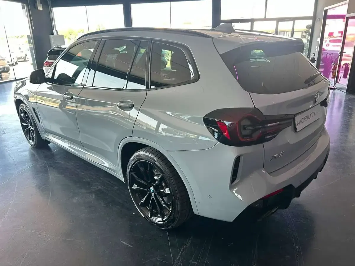 Usata BMW X3 M Sport 190 CV (139 kW) 2023 Brooklyn gray SUV