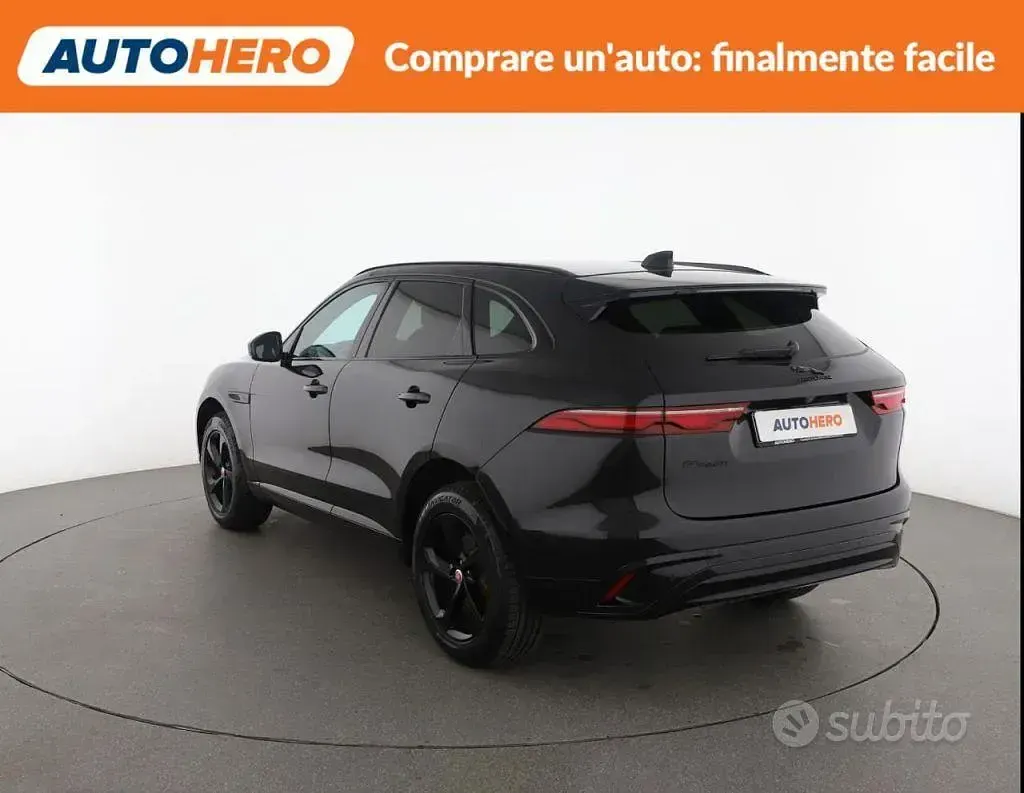 Usata Jaguar F-Pace R-Dynamic 204 CV (150 kW) 2022 Nero SUV