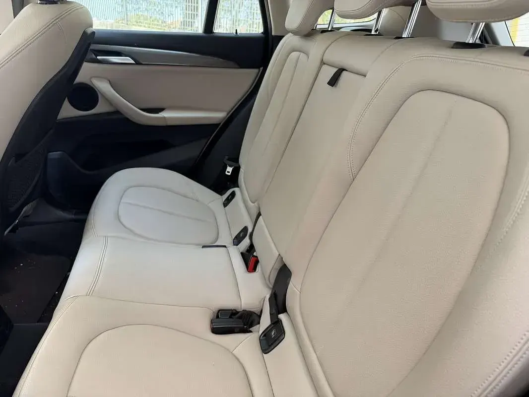 Usata BMW X1 Efficient Dynamics 150 CV (110 kW) 2019 Bianco SUV