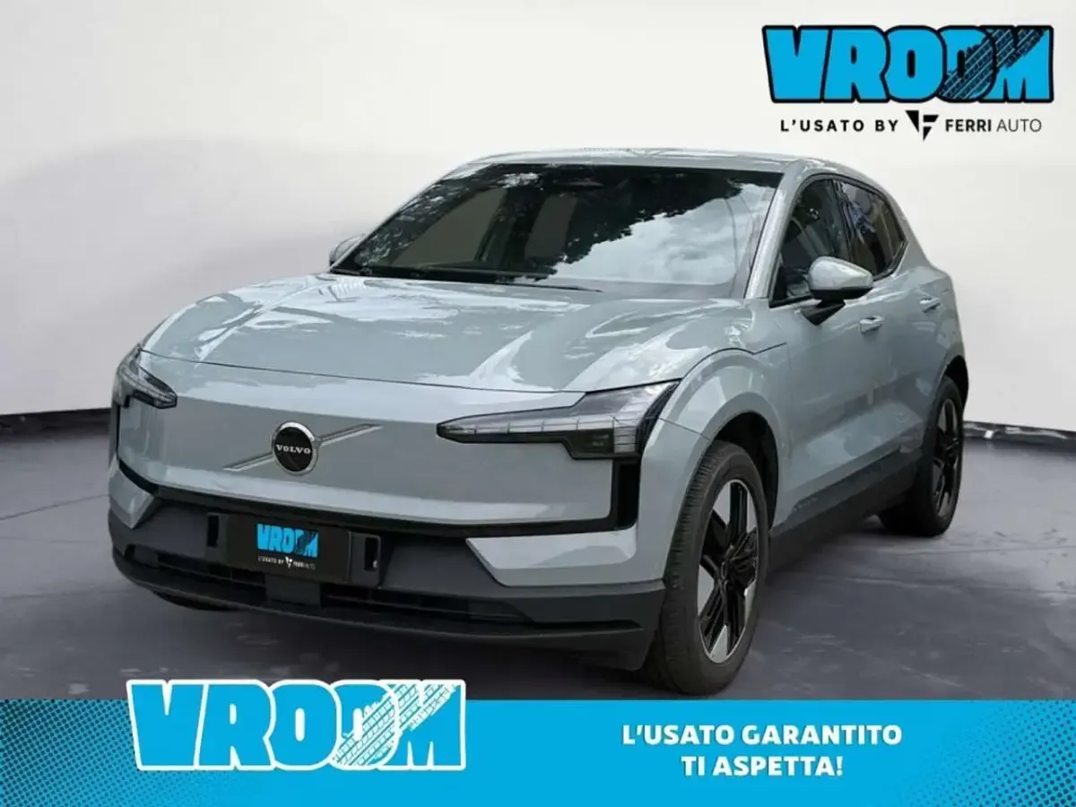 Usata Volvo EX30 Core 200 kW (272 CV) 2024 Grigio SUV
